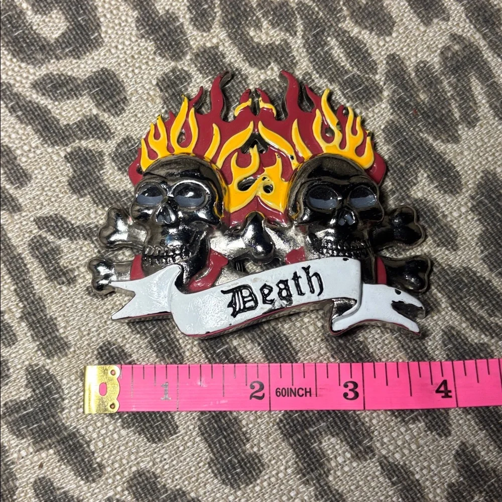 Skull & crossbone flame belt buckle punk biker goth belt buckle oversize buckle